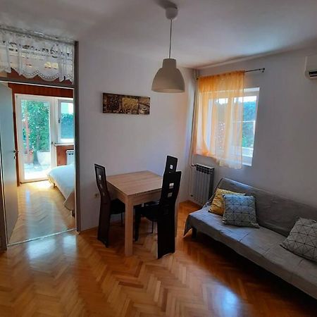 Cozy Apartment Alma, Two Steps From The Sea Medolino Esterno foto
